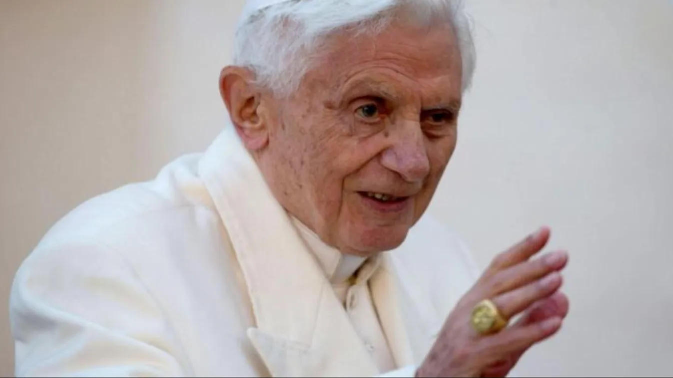 Vatikáni szóvivő: Súlyos, de stabil XVI. Benedek állapota (Frissített cikk)