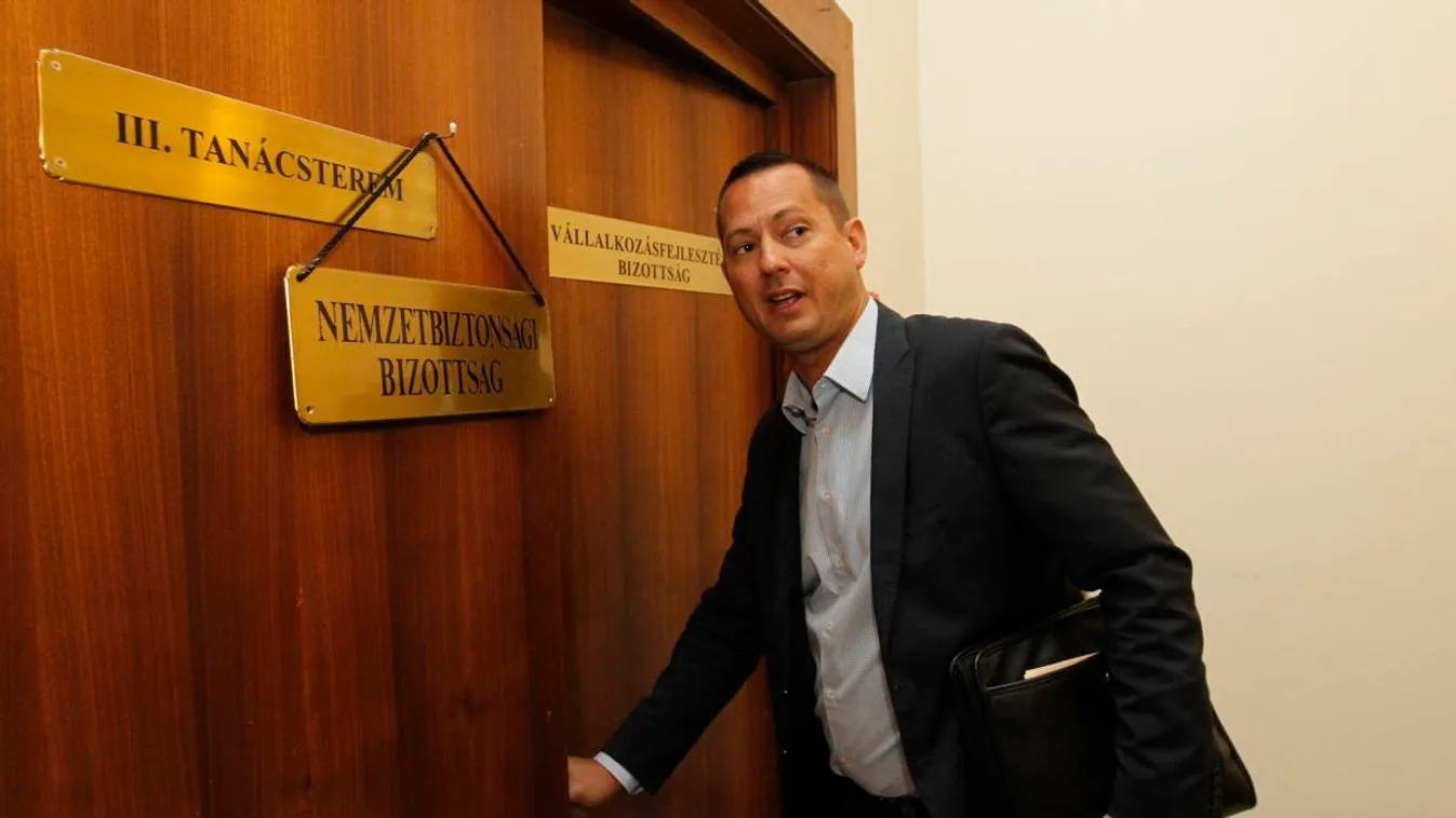 Nem lett semmi a Rogán–Portik-ügy miatti ülésből