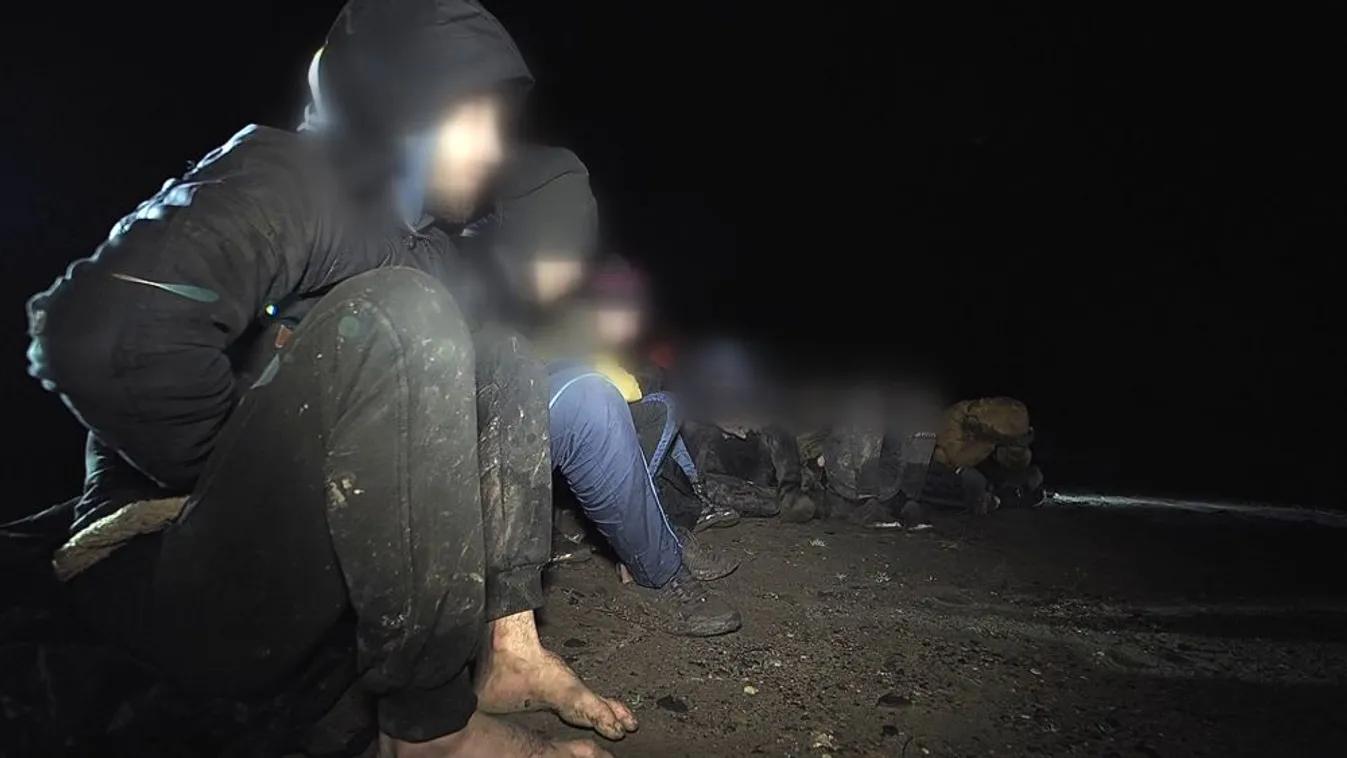 Embercsempészek Nagybaracskánál és egy 14 fős migránscsoport Bácsalmásnál