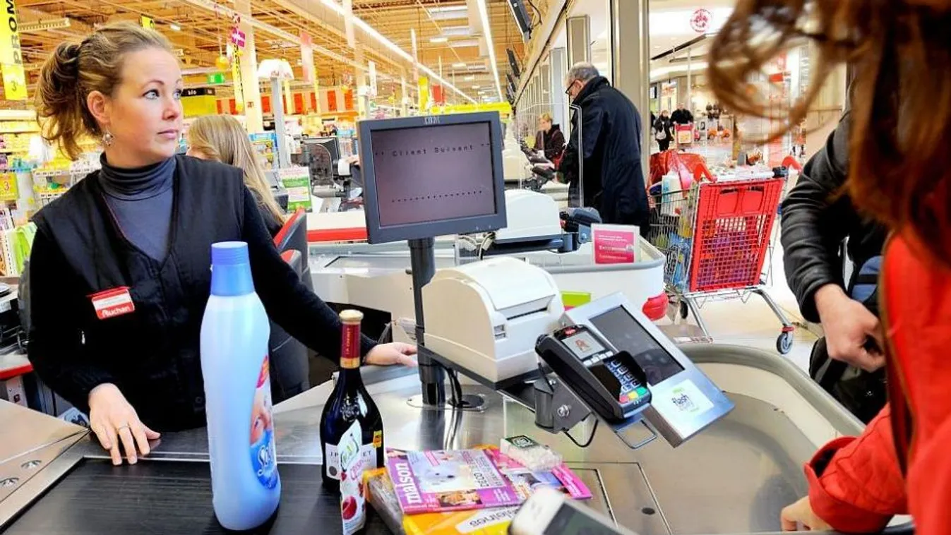 Hiába az emelés, fokozódik az elégedetlenség