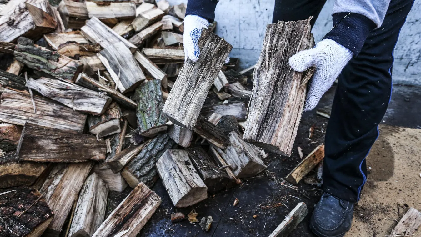 Hiánycikk a tűzifa