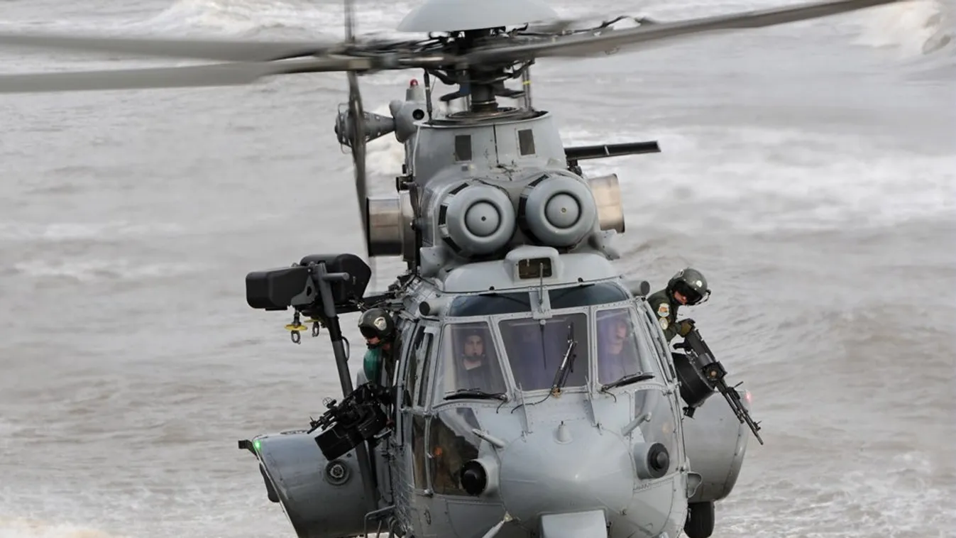 Tizenhat Airbus helikoptert vásárolt a honvédség