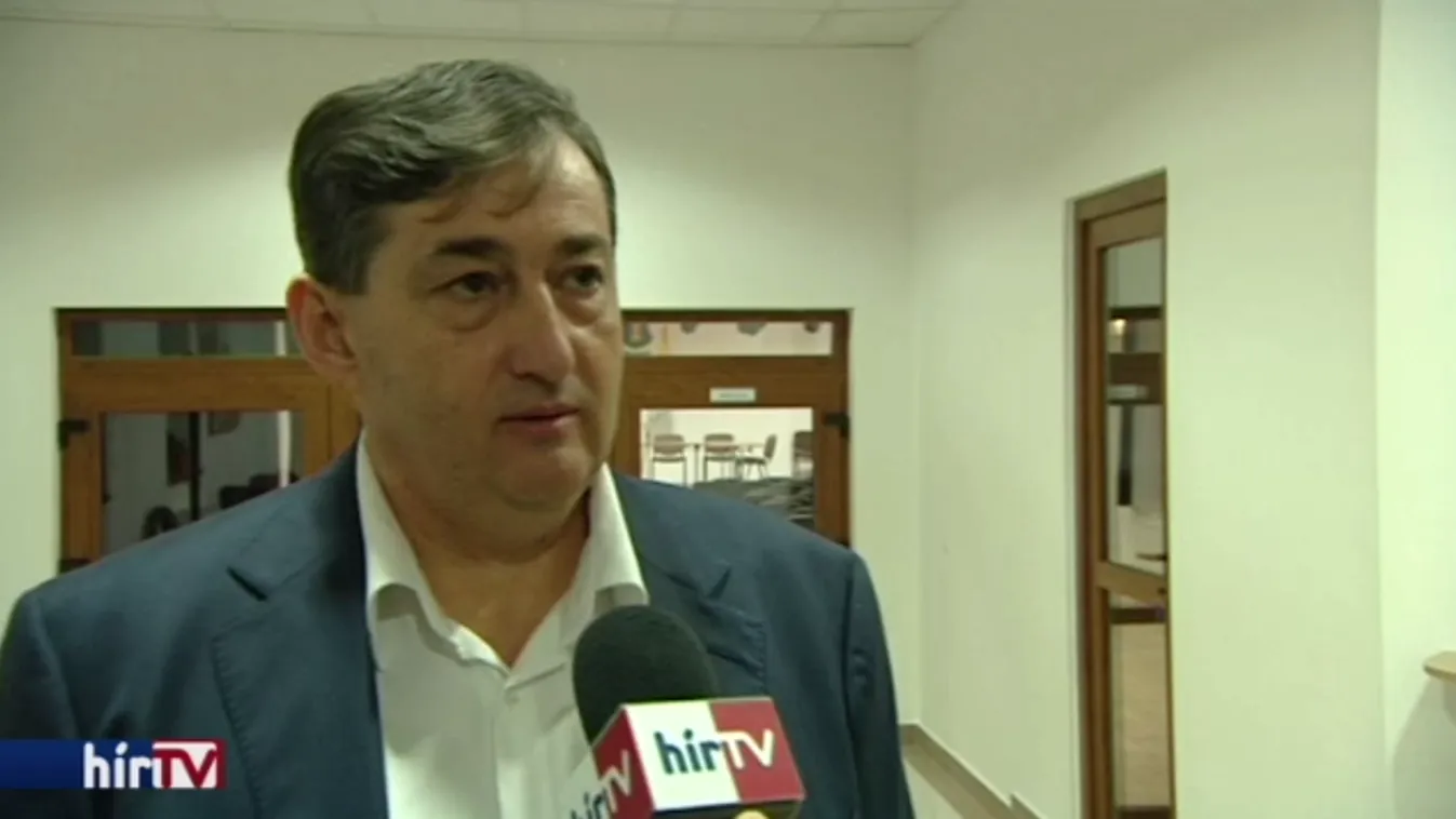 Orbán apjához közeli cégtől vett bányát Mészáros Lőrinc