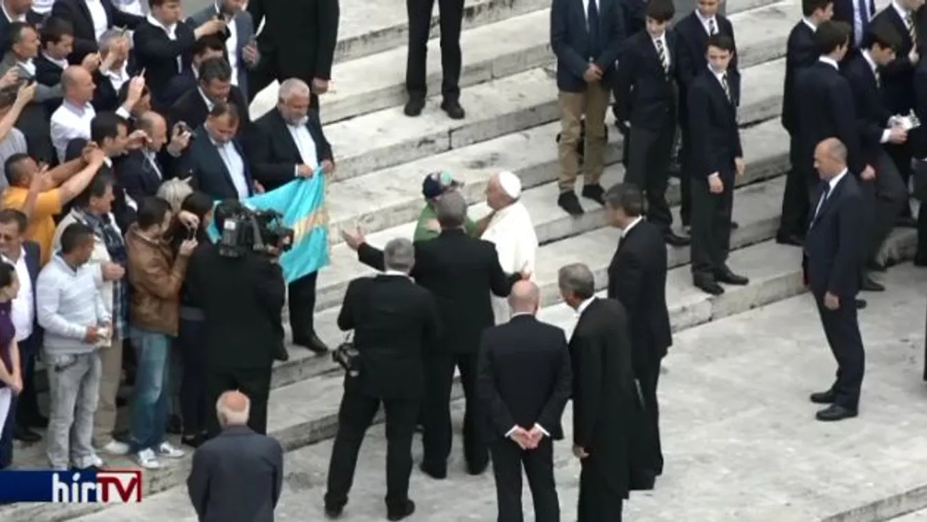 A béke nagykövetei – Hírvilág