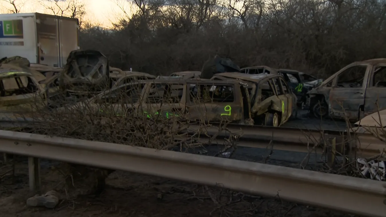 Halálos áldozata is van az M1-esen történt tömegszerencsétlenségnek