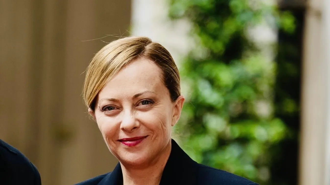 51 millió olasz szavazhat uniós állampolgársági honosításról