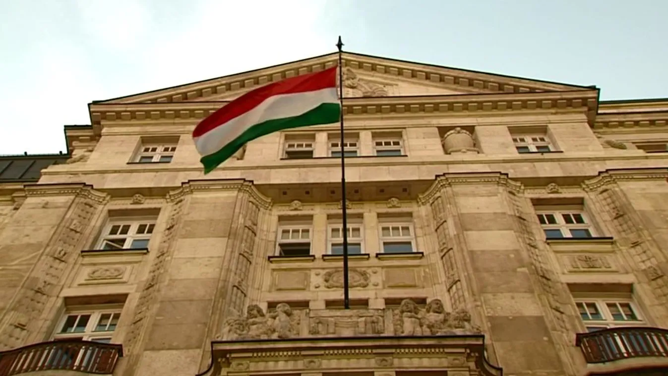 Megborította az államháztartást az uniós pénzek kifizetésének csúszása