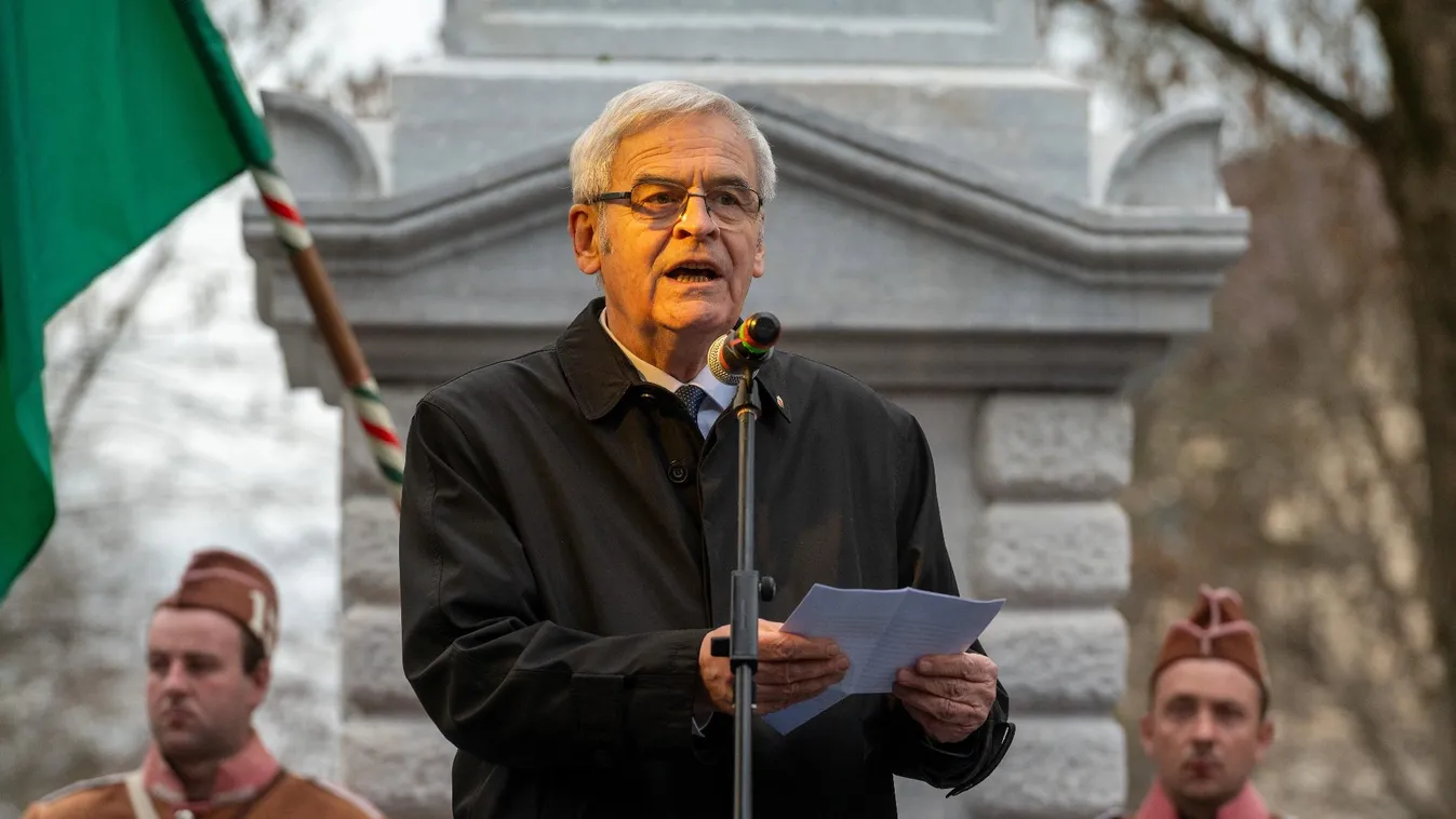 Tőkés László: Nem vagyunk sem szélsőségesek, sem szeparatisták, Budapest sem revizionista