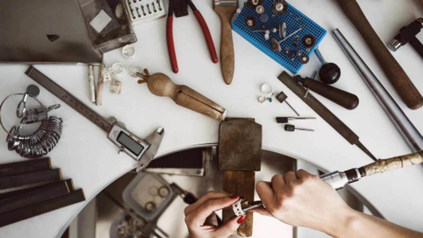 Magyar alkotások a cshongdzsui iparművészeti biennálén