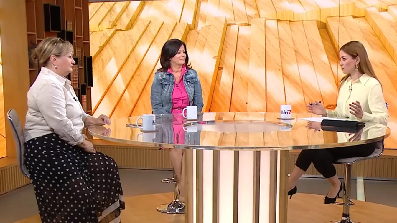 Napindító – Ismét Női Klub különleges előadással és divatbemutatóval