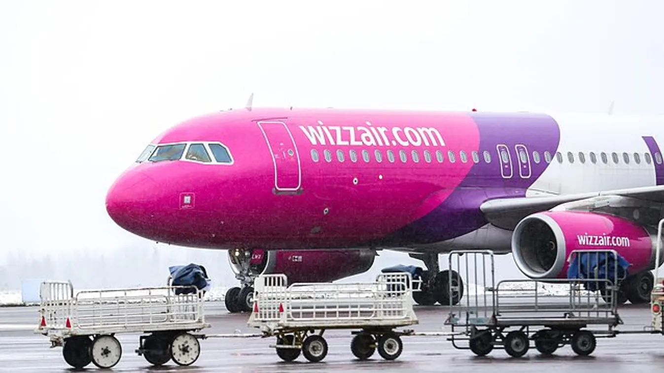 Sorra törlik az Izraelbe tartó járataikat a légitársaságok