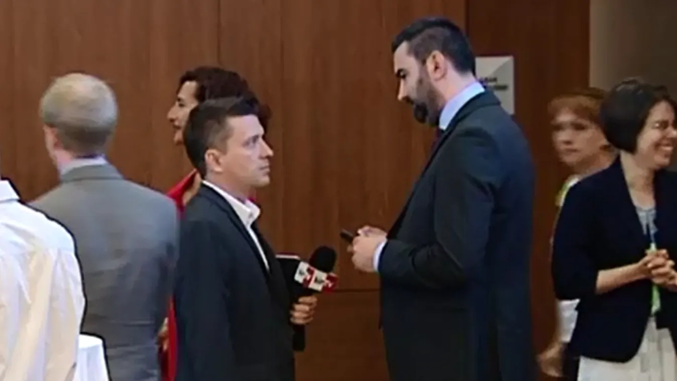 Az egyik csak élőben nyilatkozik, a másiknak megtiltották