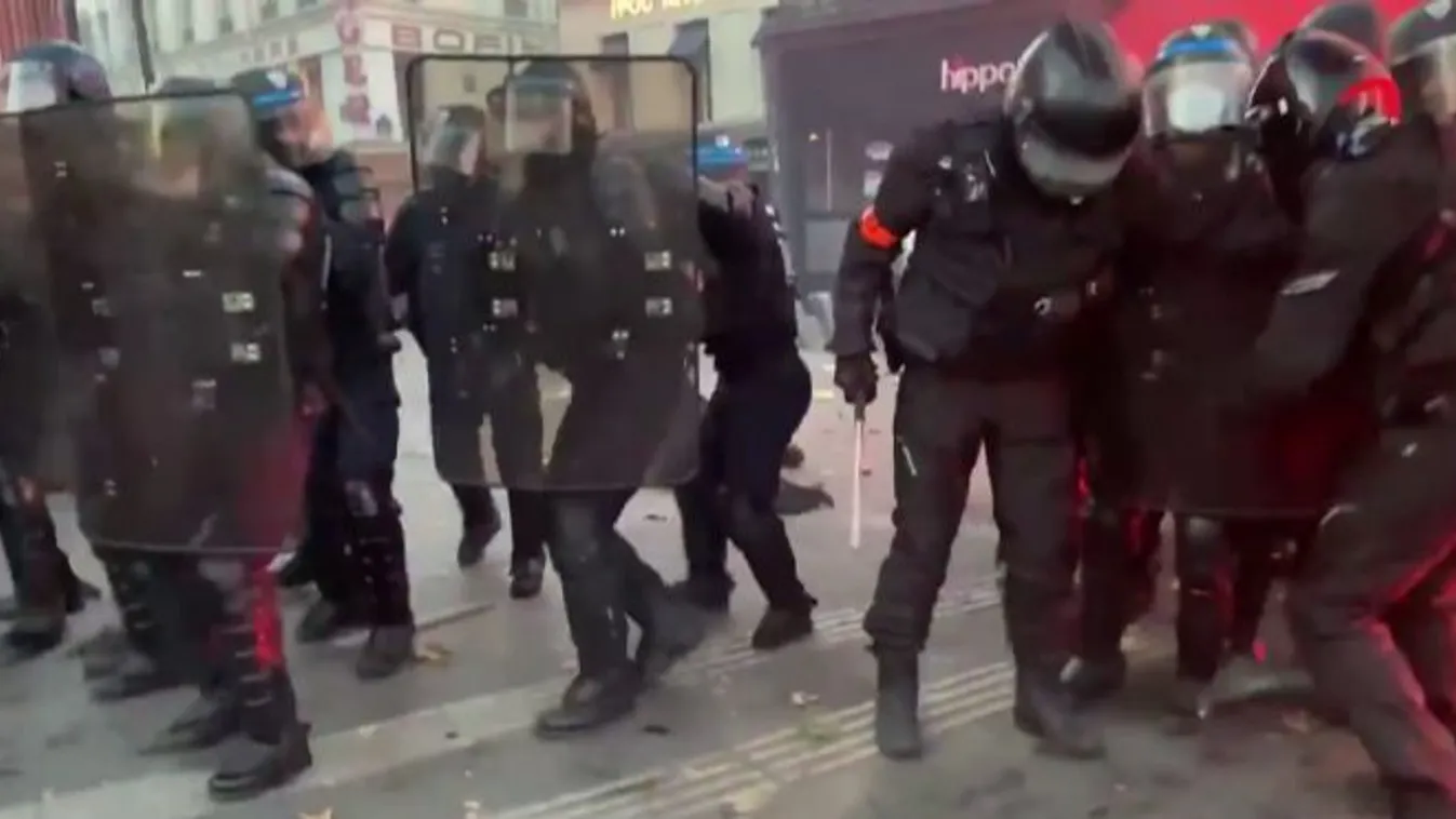 Csaknem 100 francia rendőr sebesült meg a hét végi tüntetéseken