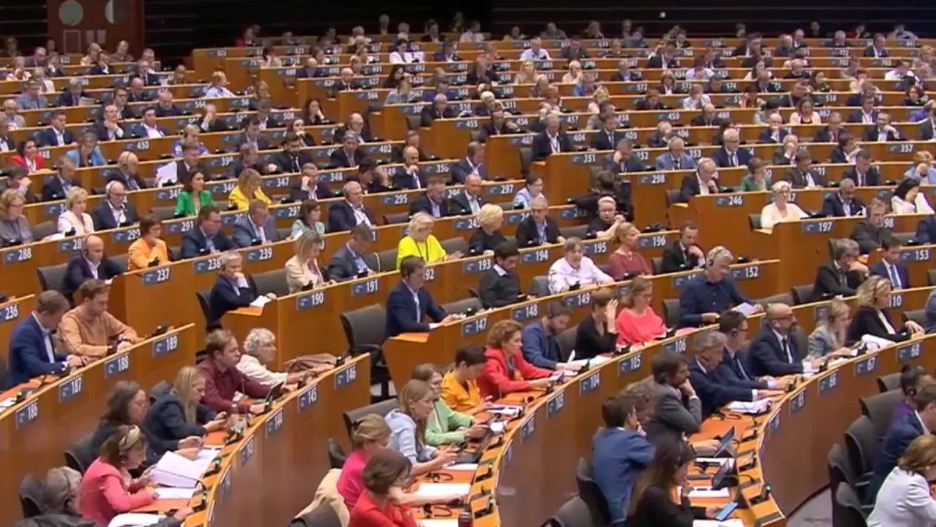 Megszavazta a hazánk elleni határozatot az Európai Parlament