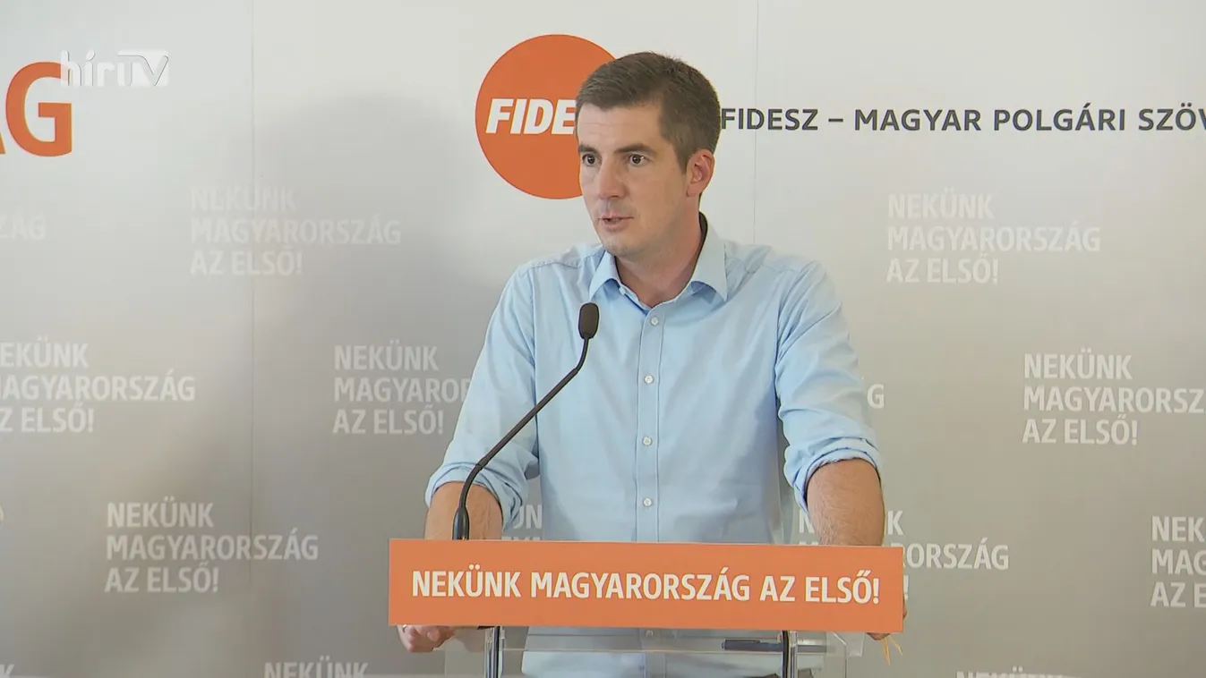 Frakcióülést tartottak a kormánypártok Esztergomban