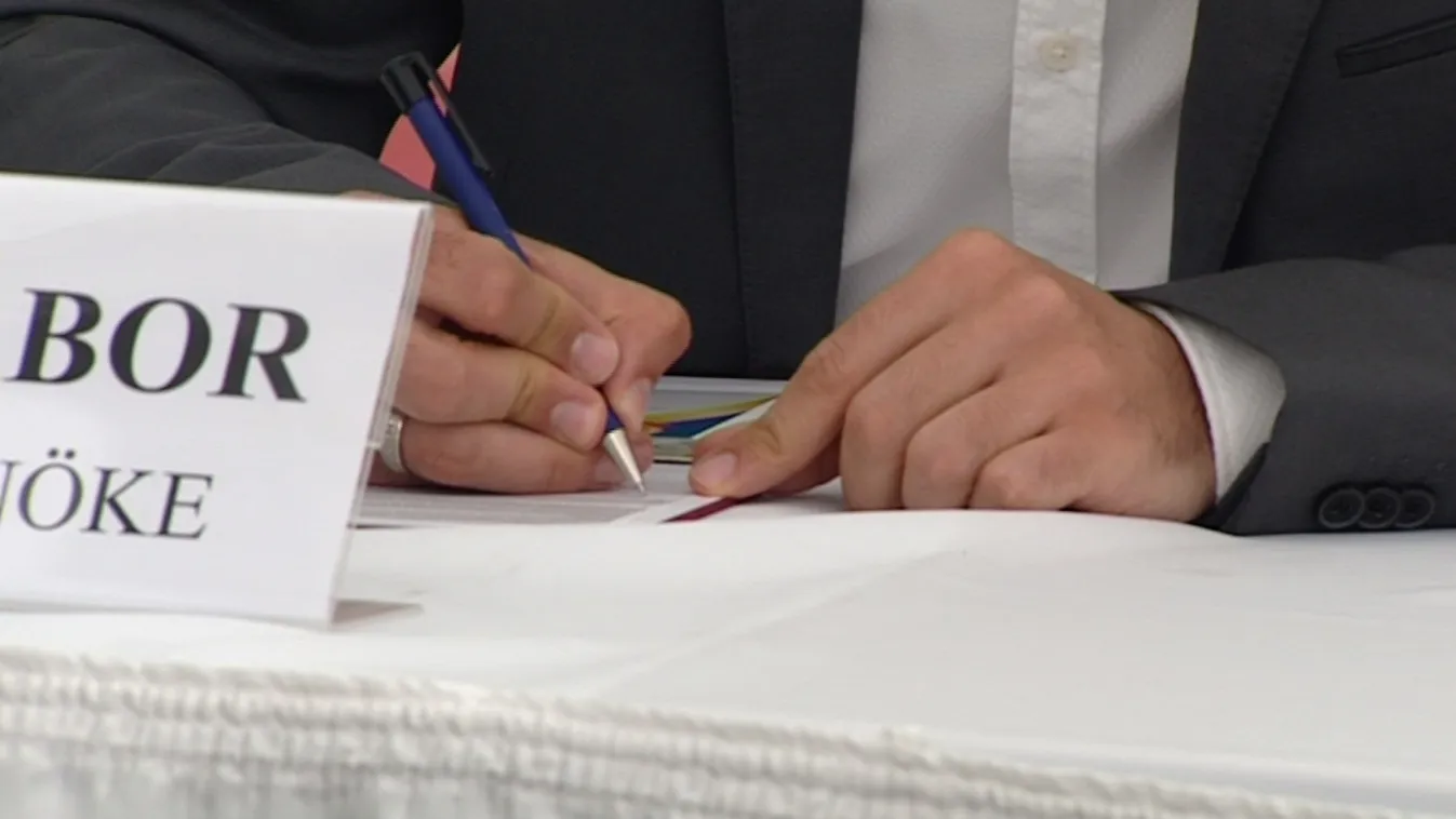 Bérunió: az LMP és az MSZP még gondolkodik