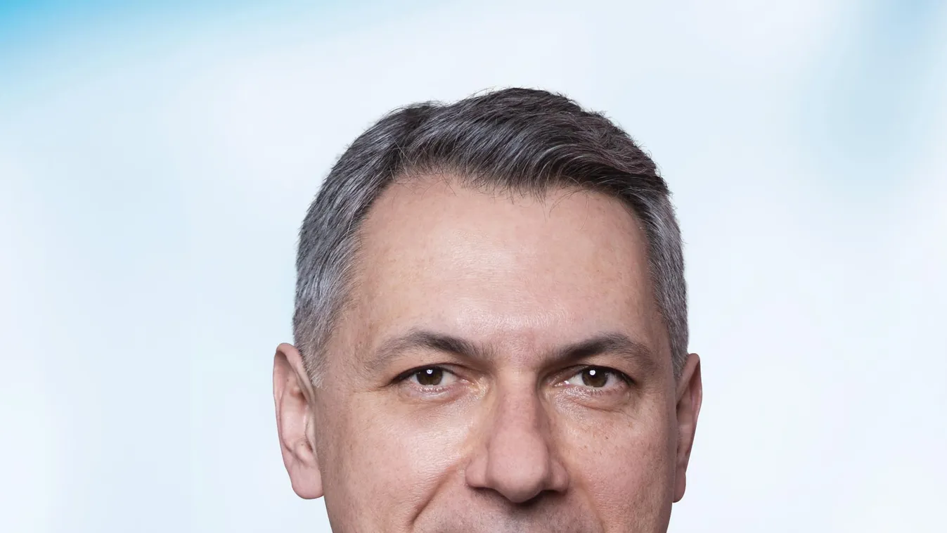 Botrány Brüsszelben: Kollár Kinga elárulta Magyarországot, Lázár János kőkeményen visszavágott + videó