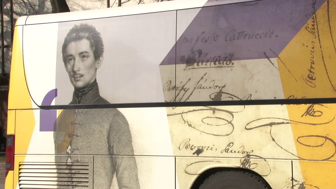 Napindító – Tematikus tárlat a Petőfi buszon