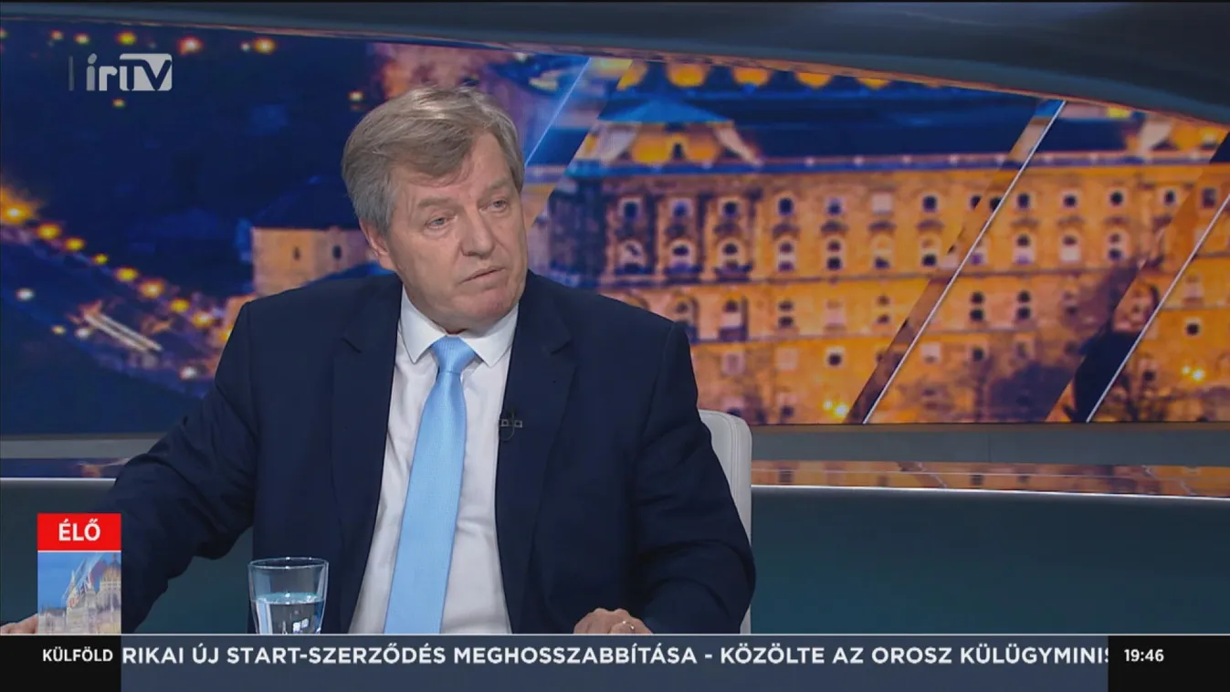 Stumpf István nem harcot hirdet