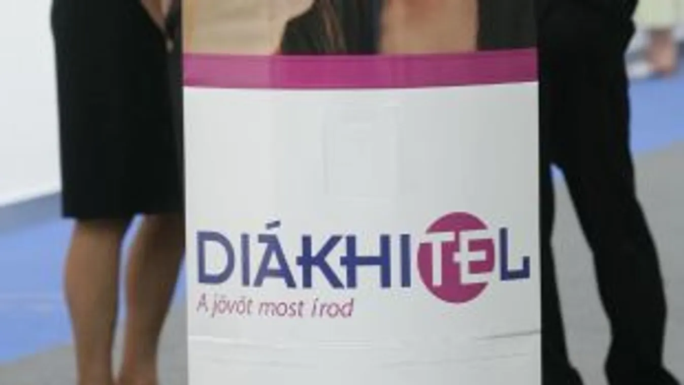 Csak az anyáknak kedvezne a kormány