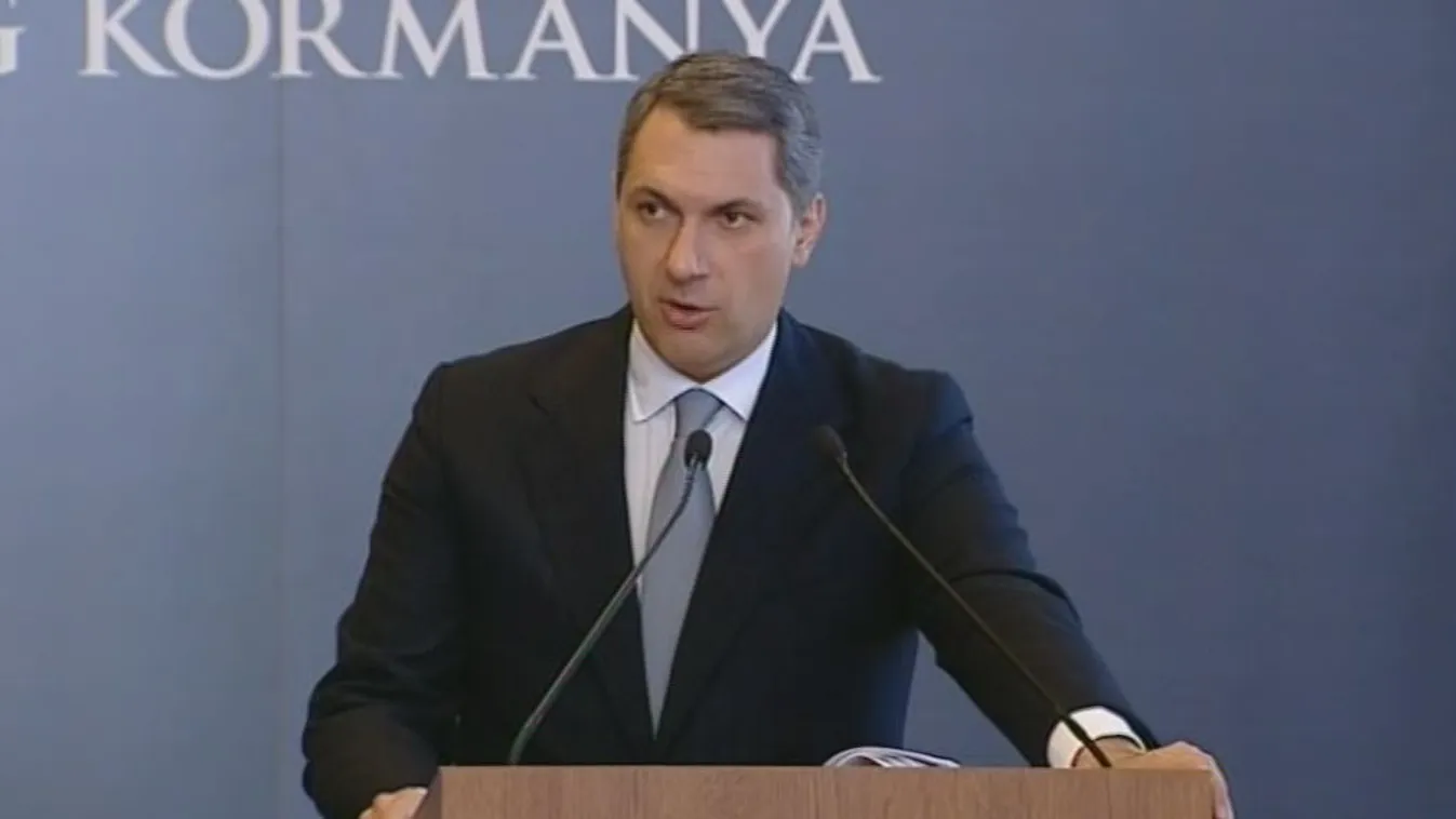 Megyei lappal és az NFM-mel veszett össze Lázár