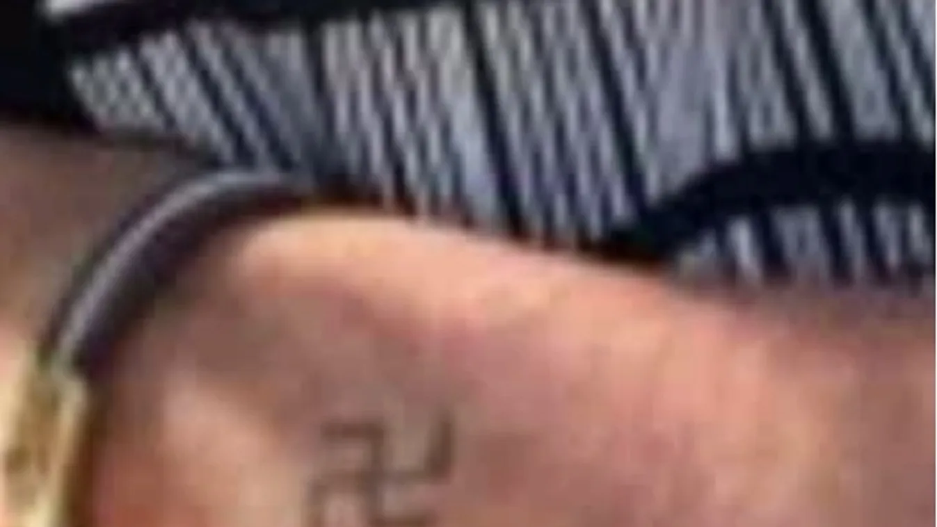 Váczi Zoltán horogkeresztes tetoválással kampányol Magyar Péter mellett  + videó