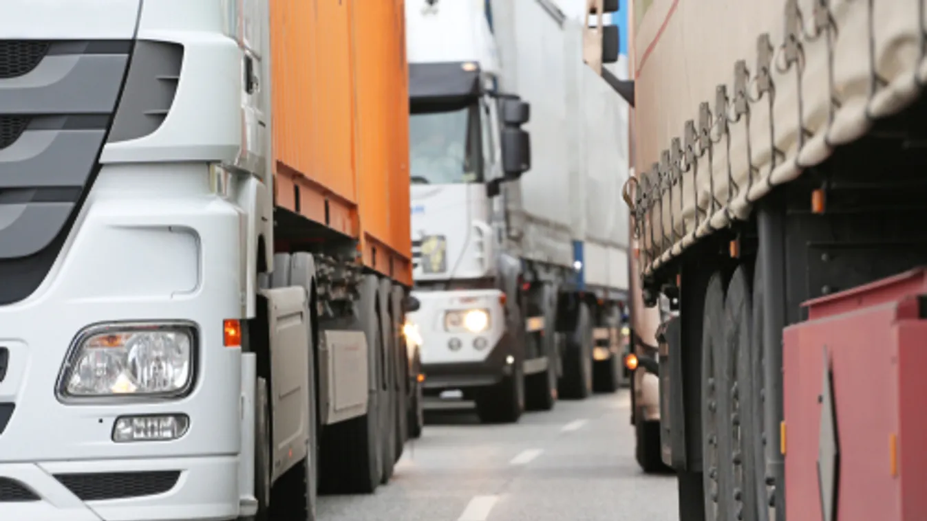 Kiürült a délkelet-angliai kamionparkoló, kevés fertőzött volt a kamionosok között