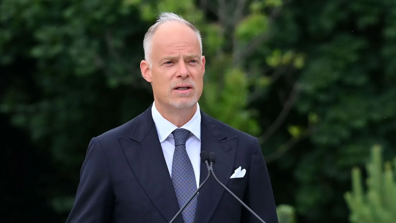 Szalay-Bobrovniczky Kristóf: területvédelmi tartalékosokat toborzunk!