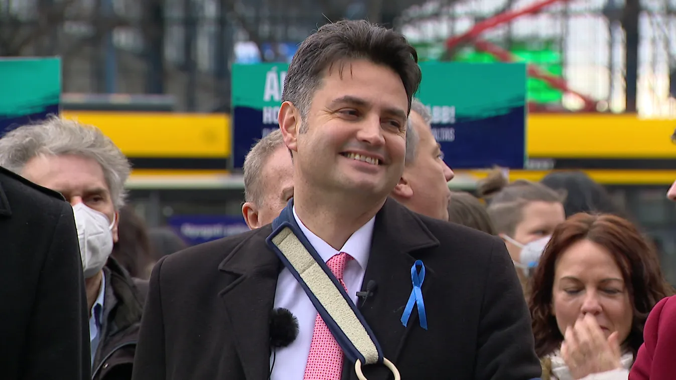 Rablógyilkosságnak nevezte a magyar járványkezelést Márki-Zay Péter