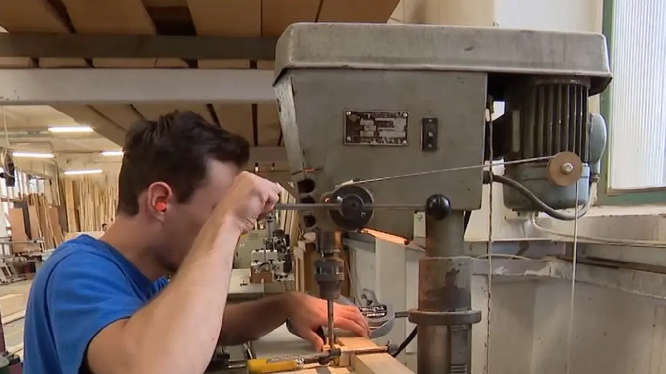 Egyre többen érdeklődnek a munkáshitel iránt + videó