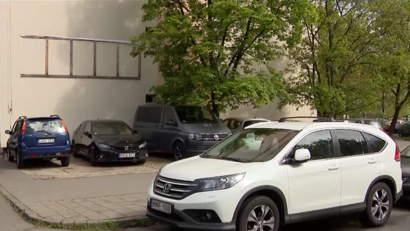 Új parkolózónákkal szorítják ki az autósokat Zuglóból