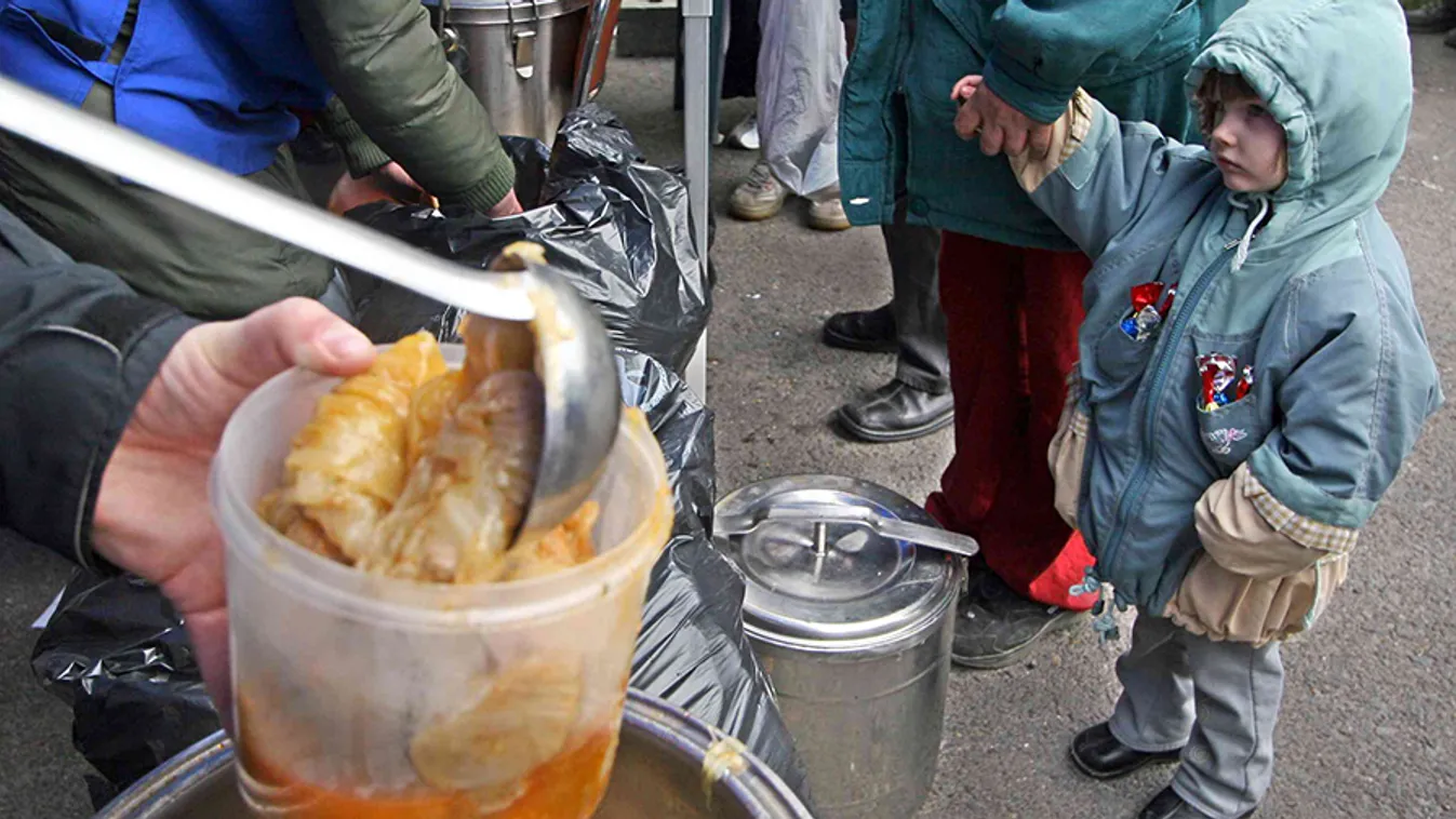 Egyre mélyül a jövedelmi szakadék