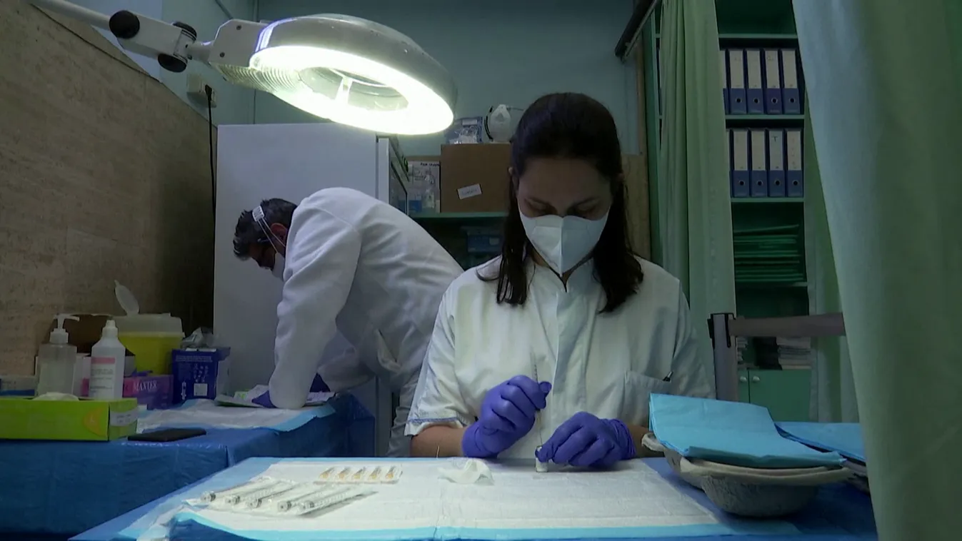 Kereskedelmi háború: Egyre drágább a vakcina az európai uniós országokban