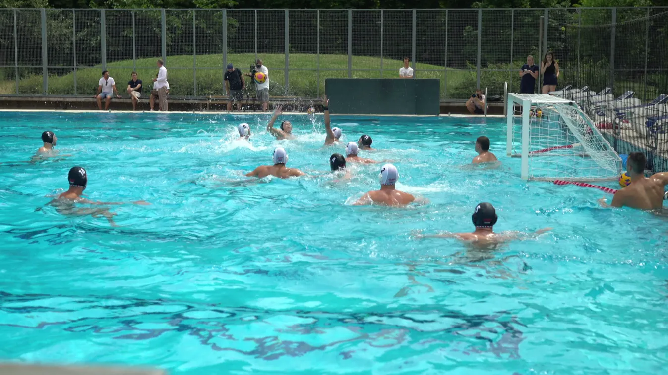 Maximális erőbedobással készül a bő keret Párizsra