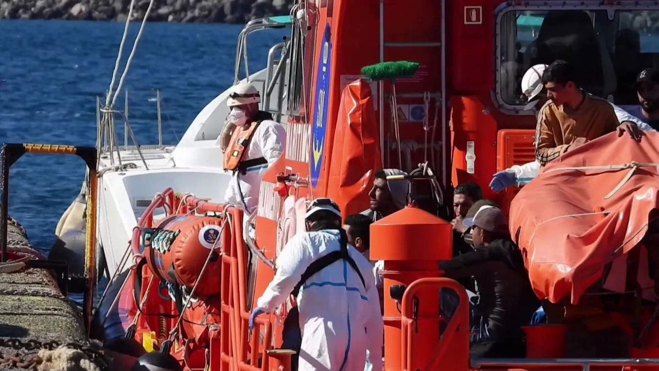 Újabb migránsok életét mentették meg, több bevándorló is beteg lehet