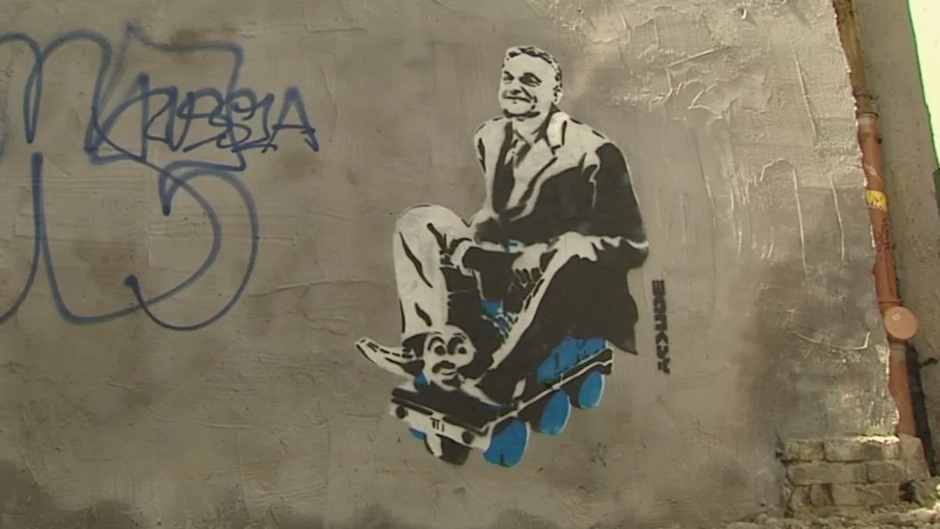 Prágában is kisvasutazik Orbán Viktor