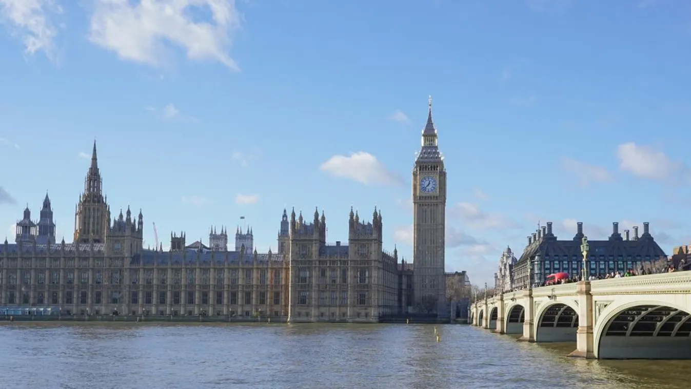 Eztán brit pénzből nyomozhatják a háborús bűnöket az ukránok