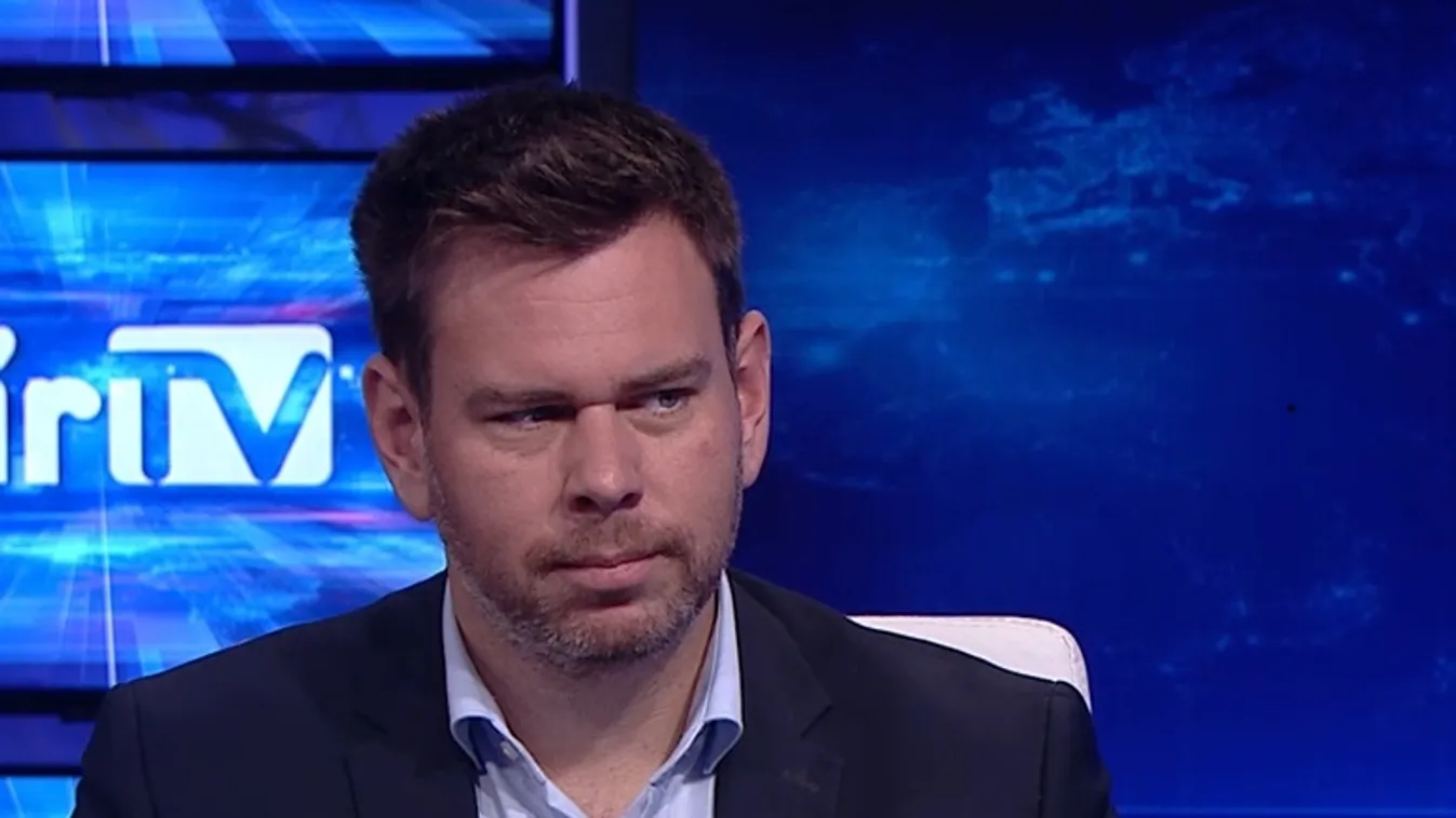 Zászlót bontott a Podmaniczky Mozgalom + videó