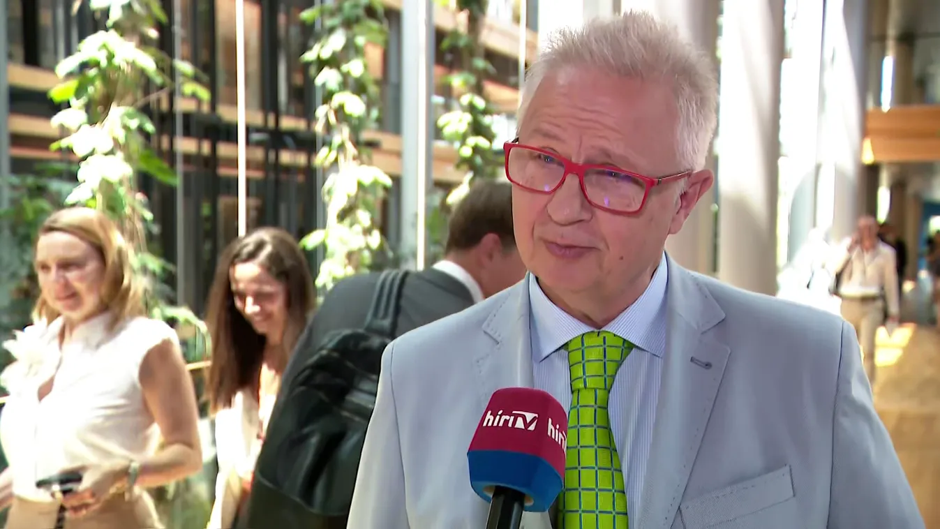 Kaili Lengyelországot elítélő határozatot szavazott meg Tarabellával együtt Strasbourgban