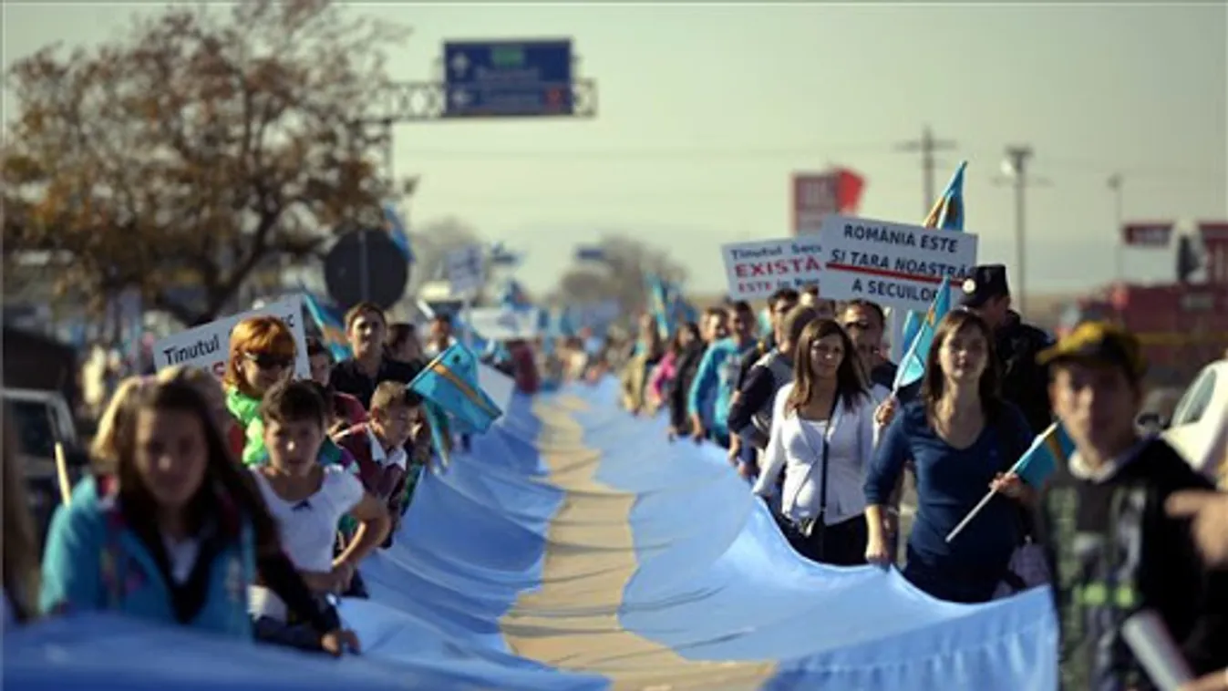 Izsák: Tegyük hasznossá a kényszerű karantént a polgári kezdeményezés online támogatásával