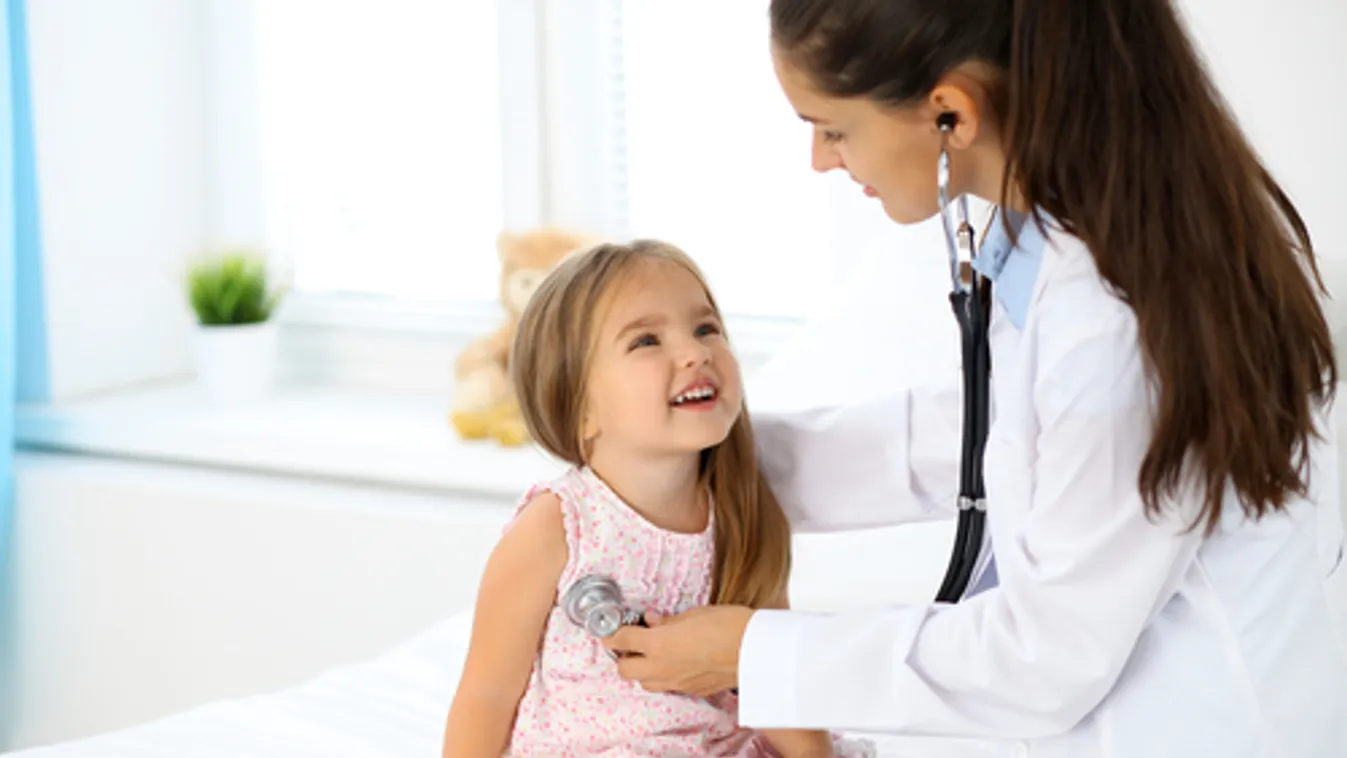 Gyermekorvosok szervezetei: Ne vigyék rendelőbe a fertőzésgyanús gyermekeket!