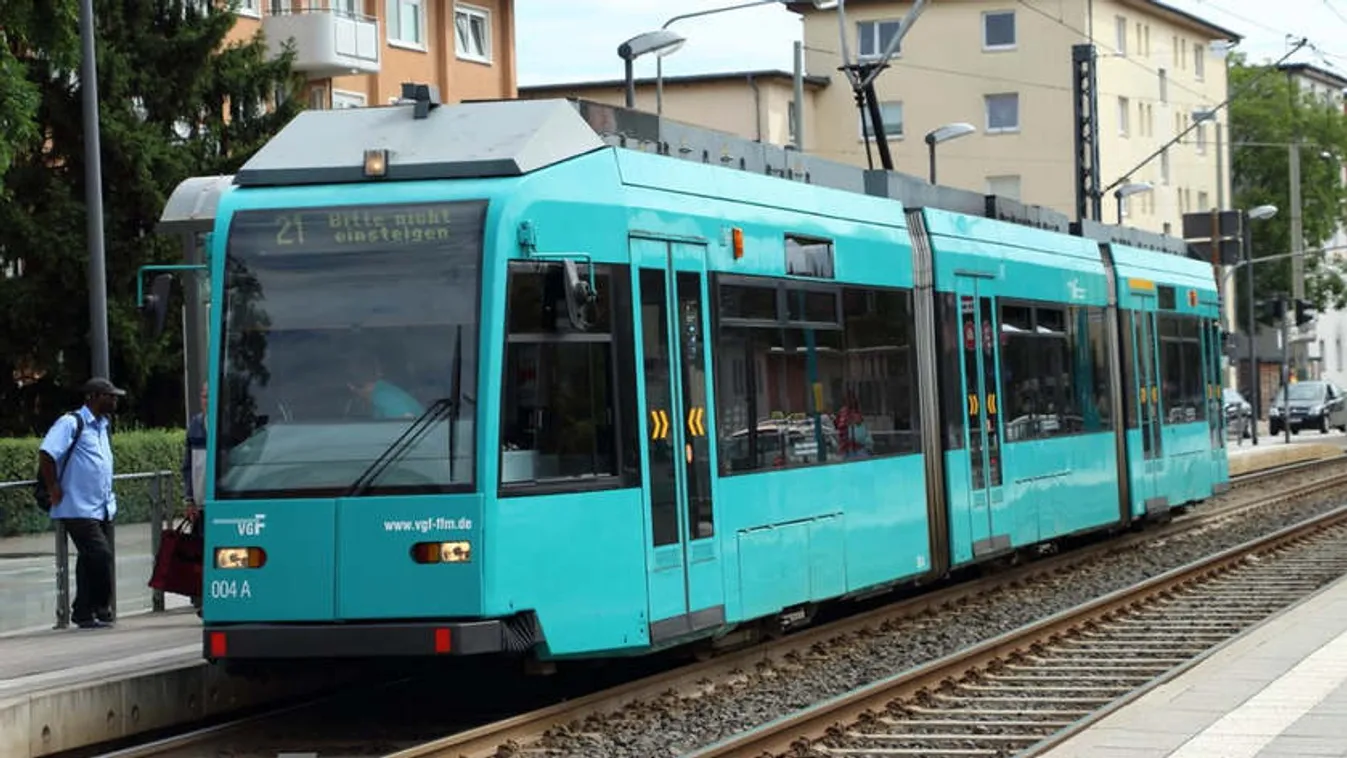 Grillezni jók Karácsony villamosai