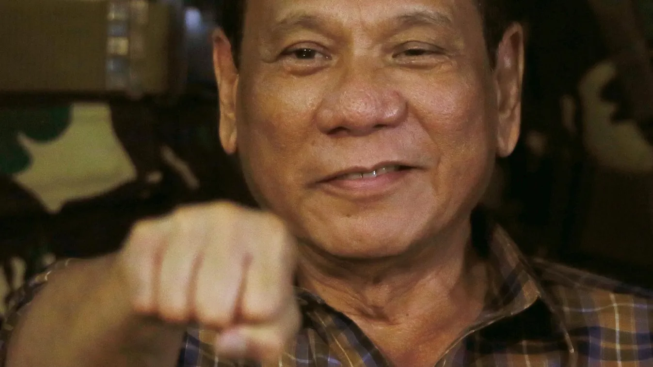 Dutertét emberiesség elleni bűncselekményekkel vádolják