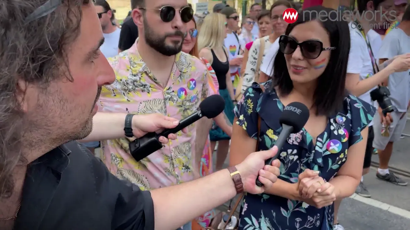 Tagadta Cseh Katalin, hogy céghálója lenne