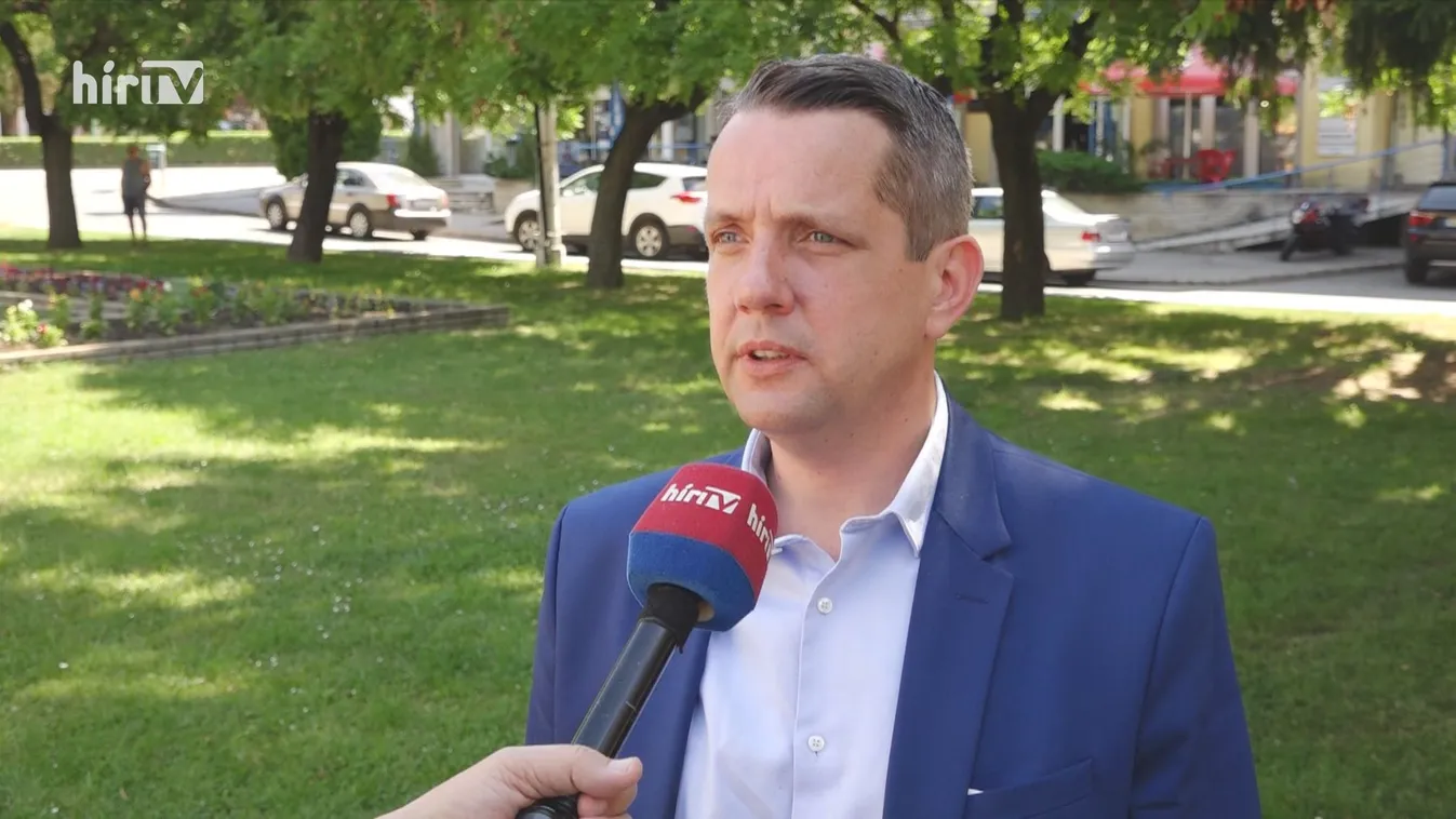 Visszavonták Szakács László jelölését