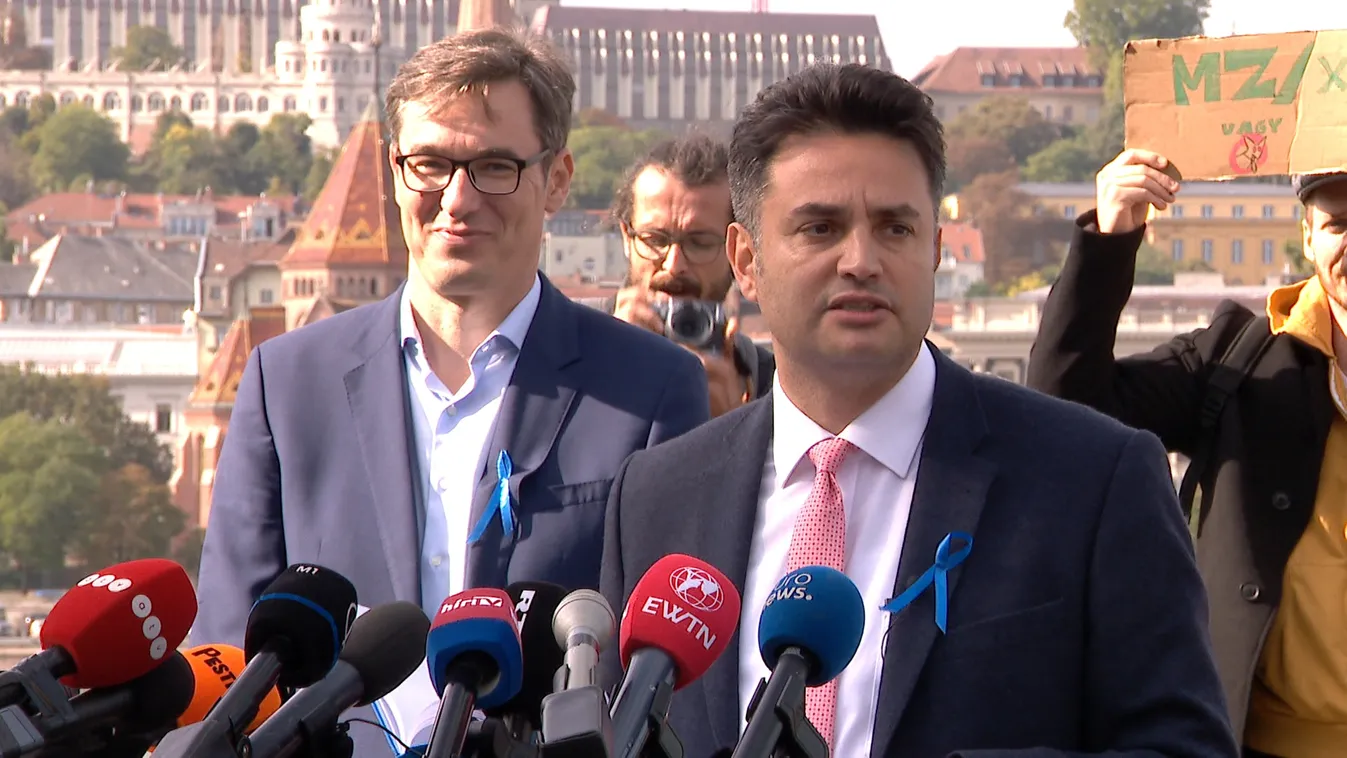 A vidéki lejárató portálokhoz is jutott a guruló dollárokból