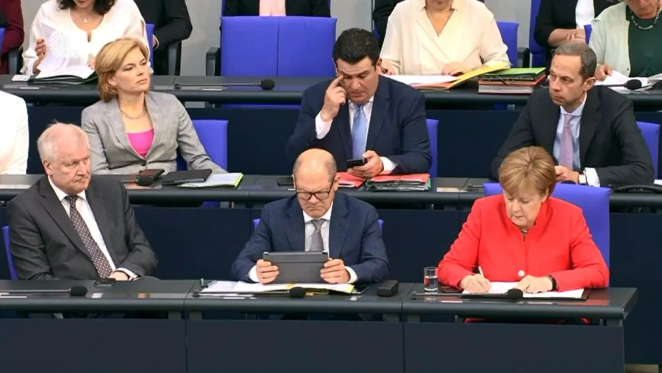 Orbán feltételeket szabott Merkelnek