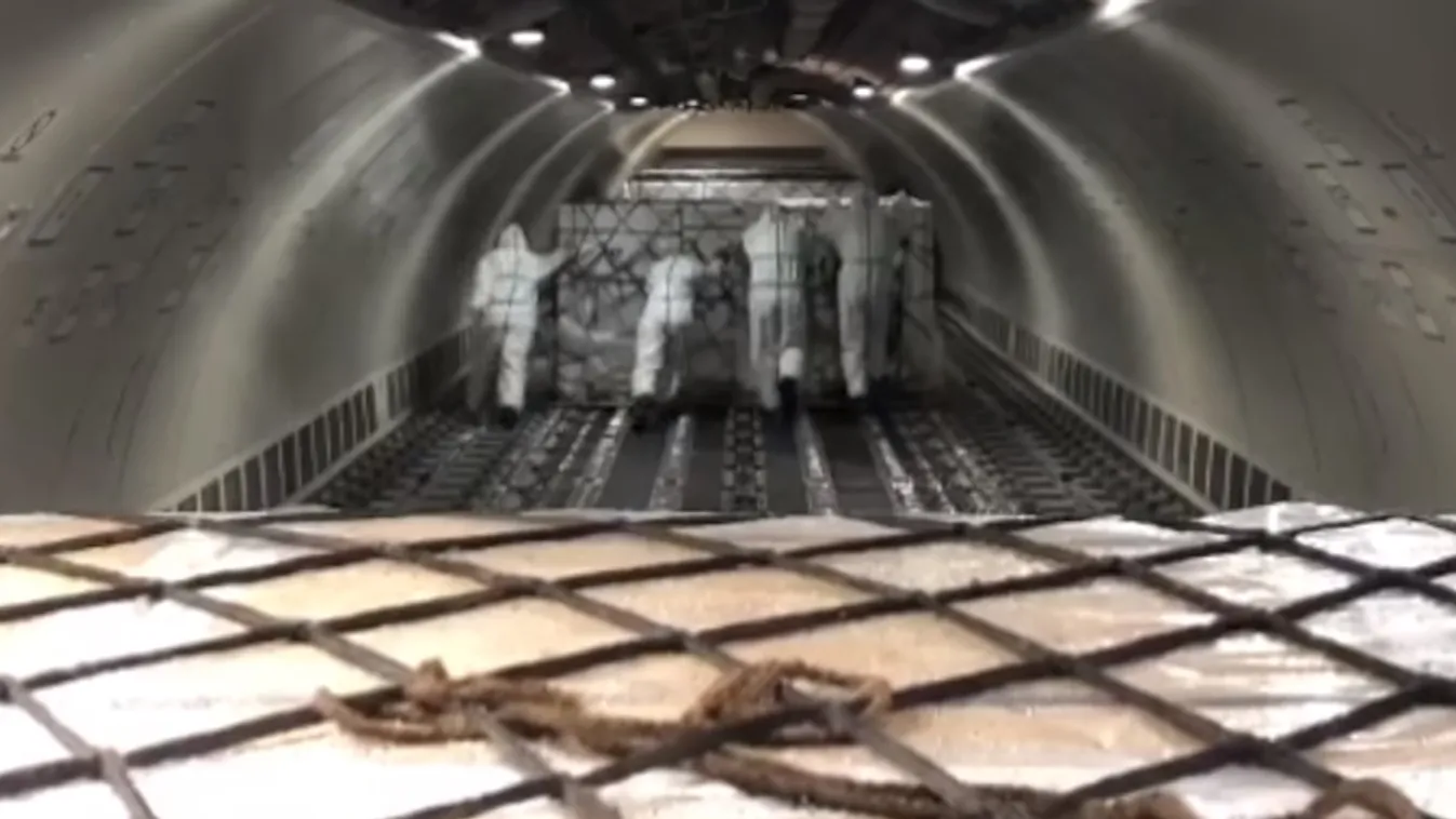 Újabb 1,2 millió Sinopharm-vakcina érkezett Magyarországra