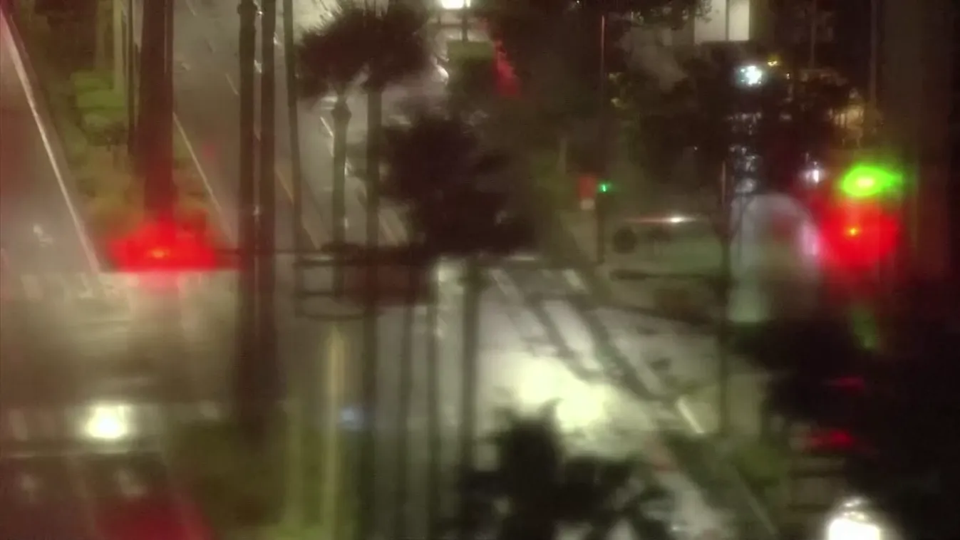 Trópusi ciklon közelítette meg Japánt