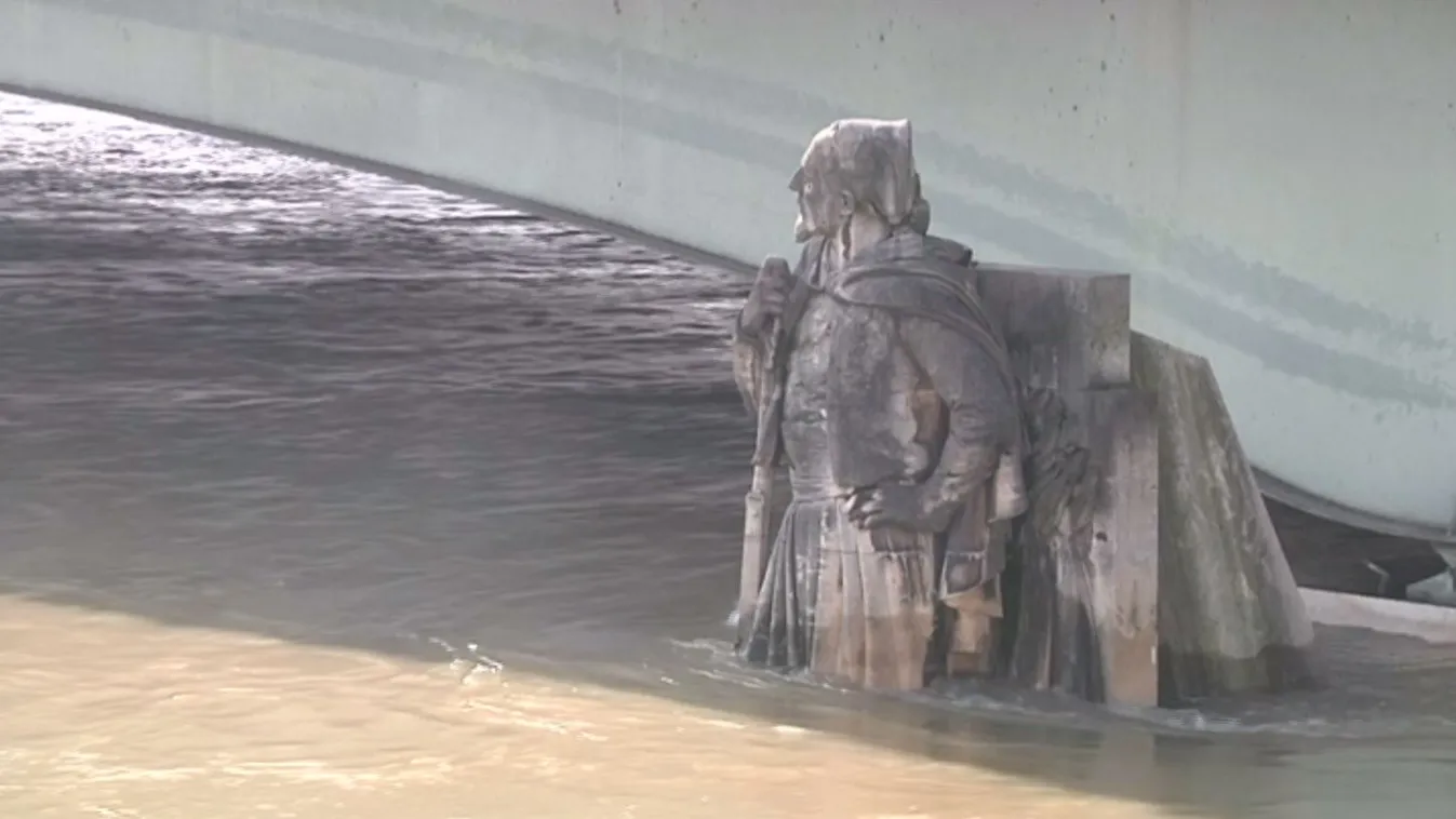 Tovább emelkedik a Szajna vízszintje Párizs környékén